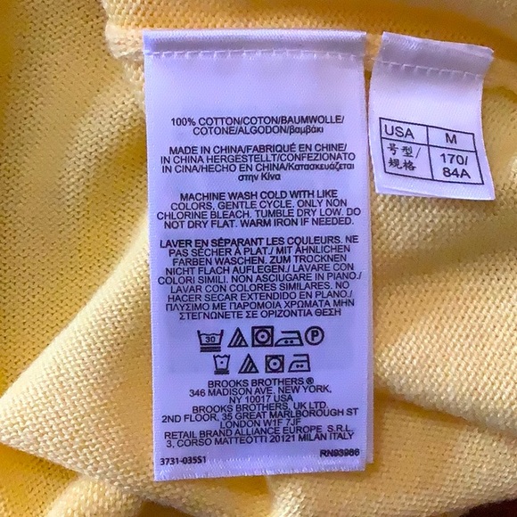 346 Brooks Brothers Yellow Sweater. - Picture 5 of 5